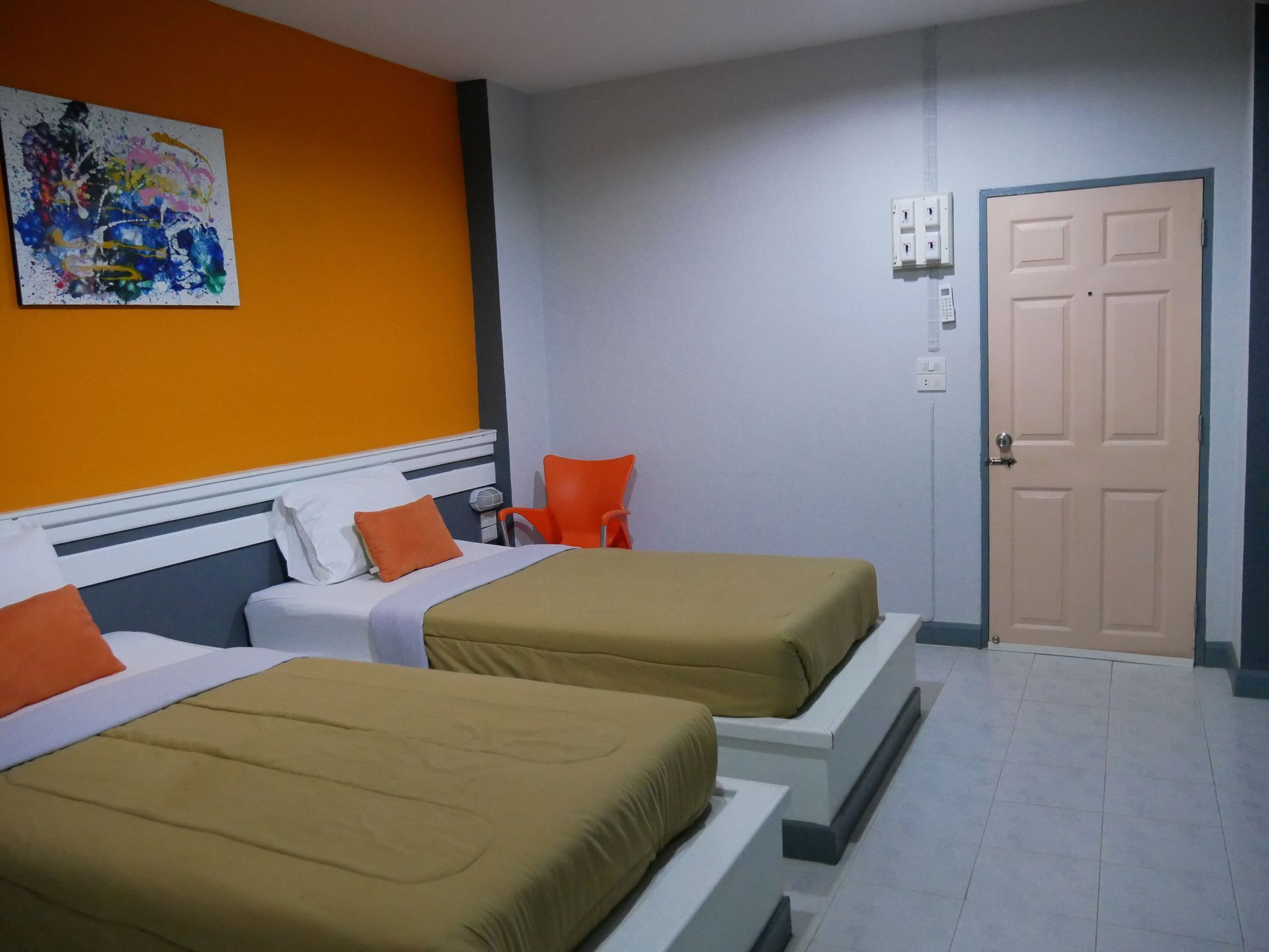 Pk Hotel Buriram Bagian luar foto